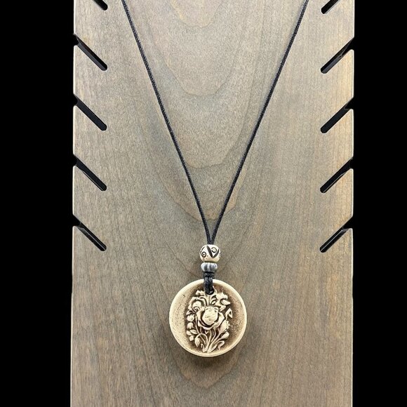 Vintage Rose Ceramic Pendant | Handmade - Picture 6 of 8